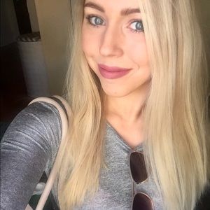 Meet your Posher, Steph